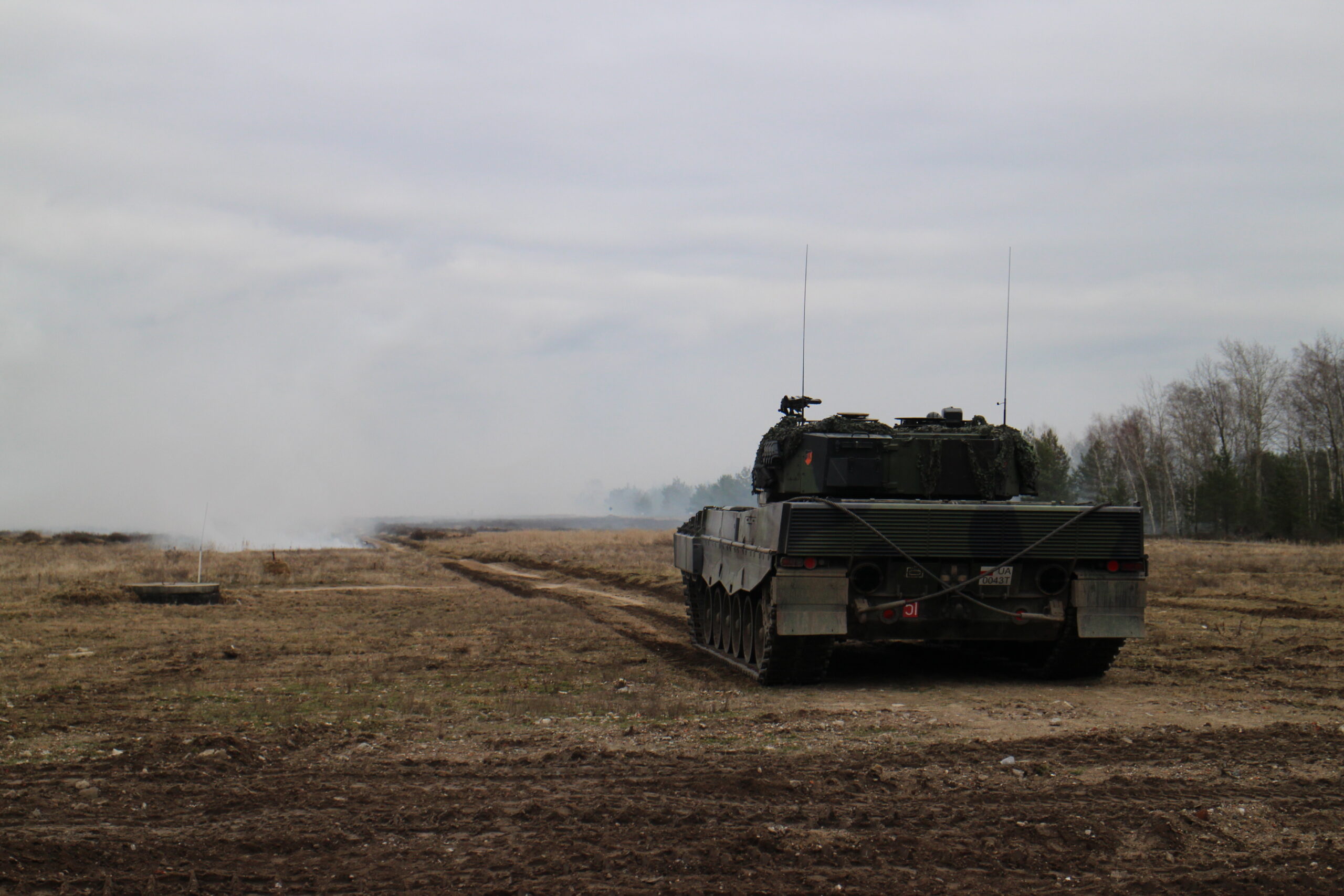 En Pologne, des soldats ukrainiens s’entraînent au pas de course sur les chars Léopard II