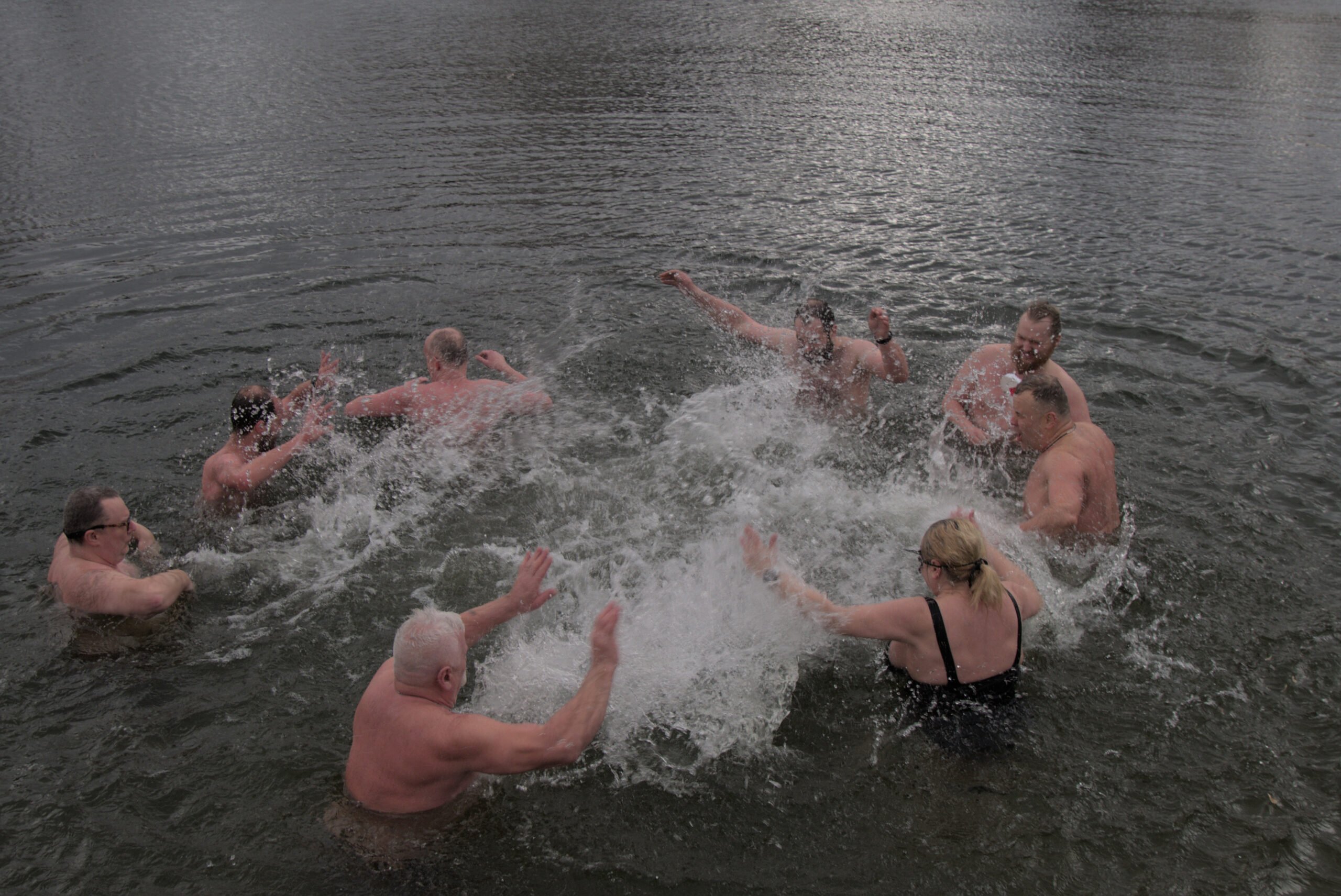 Morsing à Varsovie : plongée en eau glacée